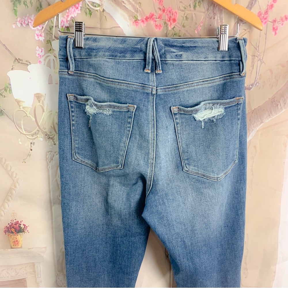 Good American Tear Down Hem Skinny Ankle Distressed Jeans - Picture 5 of 10